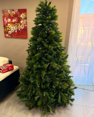 ALBERO DI NATALE REALISTICO ED ELEGANTE CON PIGNE