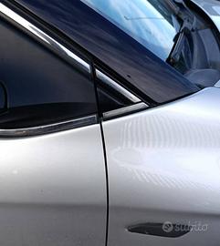 Triangoli Modanature Lancia Delta (coppia)