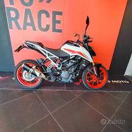 KTM 390 DUKE (2023)