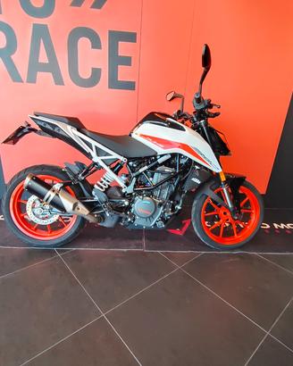 KTM 390 DUKE (2023)