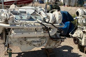 singolo GM  DETROIT 735 hp 8V92TA da revisionare 
