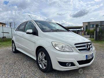 Mercedes-benz B 180 CDI Premium automatica