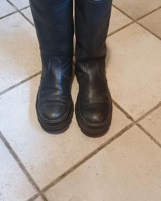 stivali da motociclista