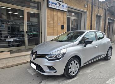 Renault Clio 1.5 dCi 8V 75 cv 5 porte