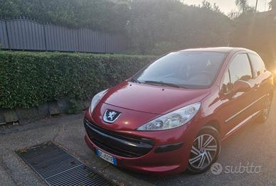 Peugeot 207 1.4 benzina 