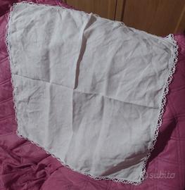 Molti TOVAGLIOLI in STOFFA