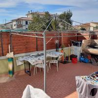 Gazebo ferro leggi bene