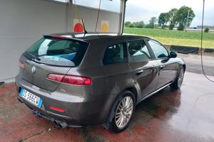 159 sportwagon 4 scarichi perfetta di motore