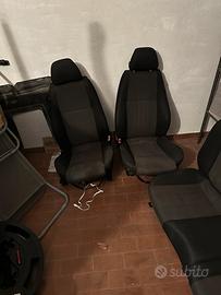 Sedili alfa 147 5 porte