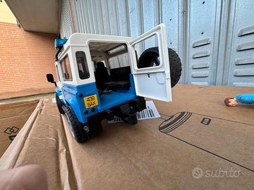 Bruder Defender polizia 