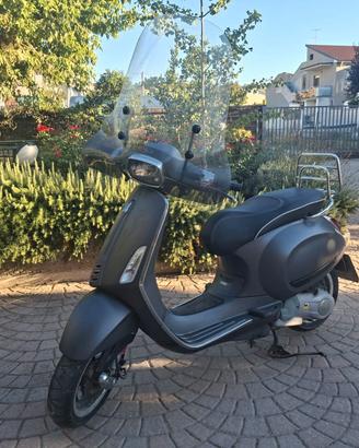 Vespa Sprint 150 ABS 2015 Accessori inclusi