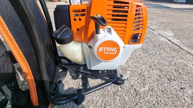 DECESPUGLIATORE STIHL 