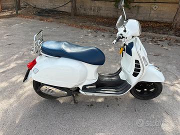 Vespa  250 GTS