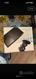 PlayStation 2 aperta ma mai usata