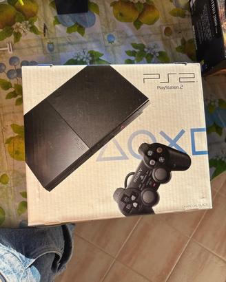 PlayStation 2 aperta ma mai usata