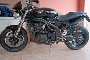 Triumph Speed Triple 955i - 2004