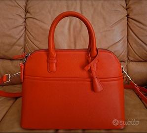 Borsa arancione in saffiano Zara