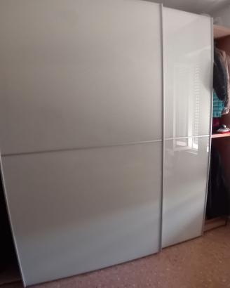 Armadio ante scorrevoli No ikea No bassa marca