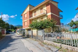 Palazzina due appartamenti