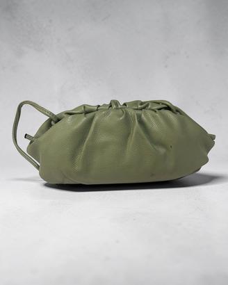 Borsa morbida verde con tracolla – nuova