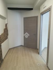 MULTILOCALE A CASTEL GOFFREDO