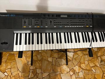 Tastiera Roland E-20 vintage + supporto