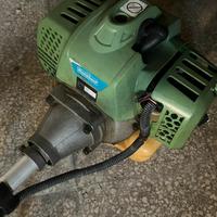 Decespugliatore a scoppio 