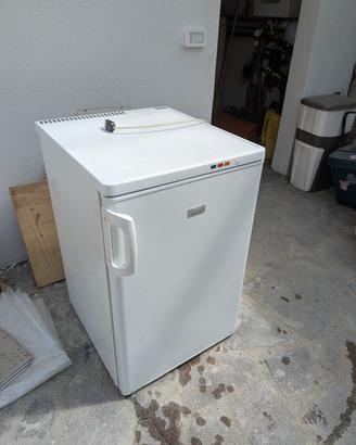 Freezer congelatore Rex Elettrolux RUT11301W
