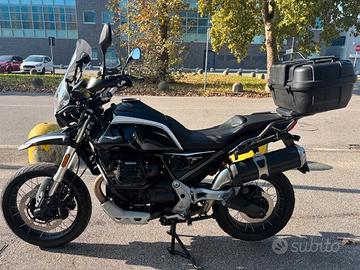 Moto Guzzi V85 TT - 2022