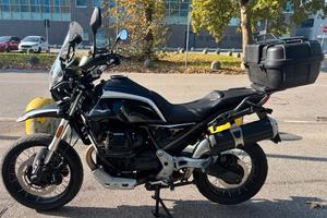 Moto Guzzi V85 TT - 2022