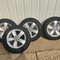 Cerchi e gomme per Tiguan
