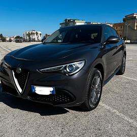 Alfa Romeo Stelvio Q4 2.2  TDI 210cv
