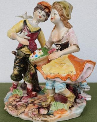 Grande Gruppo Scultoreo in Porcellana Capodimonte 