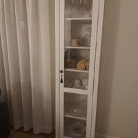 VETRINA HEMNES IKEA