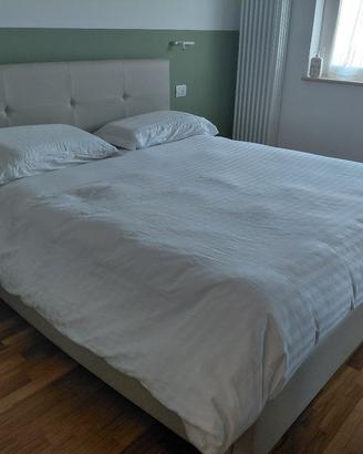 struttura letto con cassettone e rete