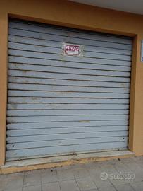 Locale Commerciale con Bagno a Collemarino