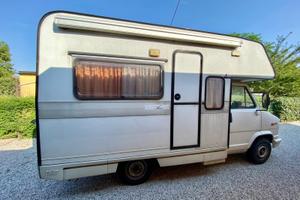 Roller Arno 1990 – Camper Compatto 5,19m