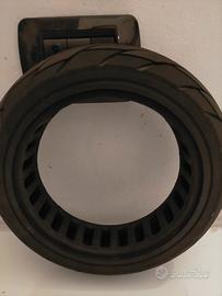 Monopattino Copertone Pieno