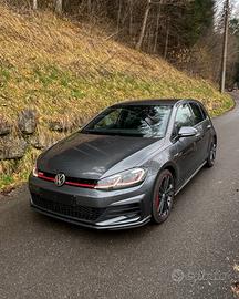 VW GOLF 7 GTI PERFORMANCE DSG
