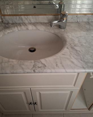 mobile bagno doppio  con piano marmo di carrara
