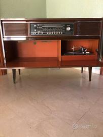 MOBILE GRUNDIG CON GIRADISCHI E RADIO ANNI 60