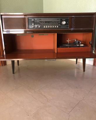 MOBILE GRUNDIG CON GIRADISCHI E RADIO ANNI 60