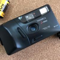 YASHICA J MINI QUASI NUOVA - PUNTA E SCATTA