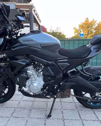 CF Moto 675 NK come nuova, 3 mesi di vita