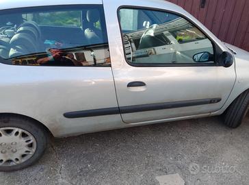 clio 2 1200 cc