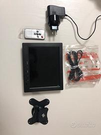 Monitor pc telecamere video sorveglianza 7”