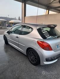 Peugeot 207 1.4