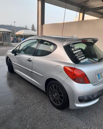 Peugeot 207 1.4