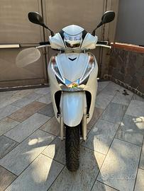Sh300i