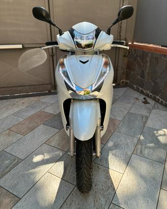 Sh300i